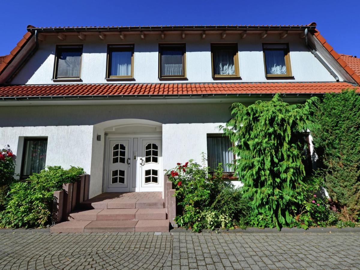 Apartment With Garden In Eimelrod Вилинген Екстериор снимка