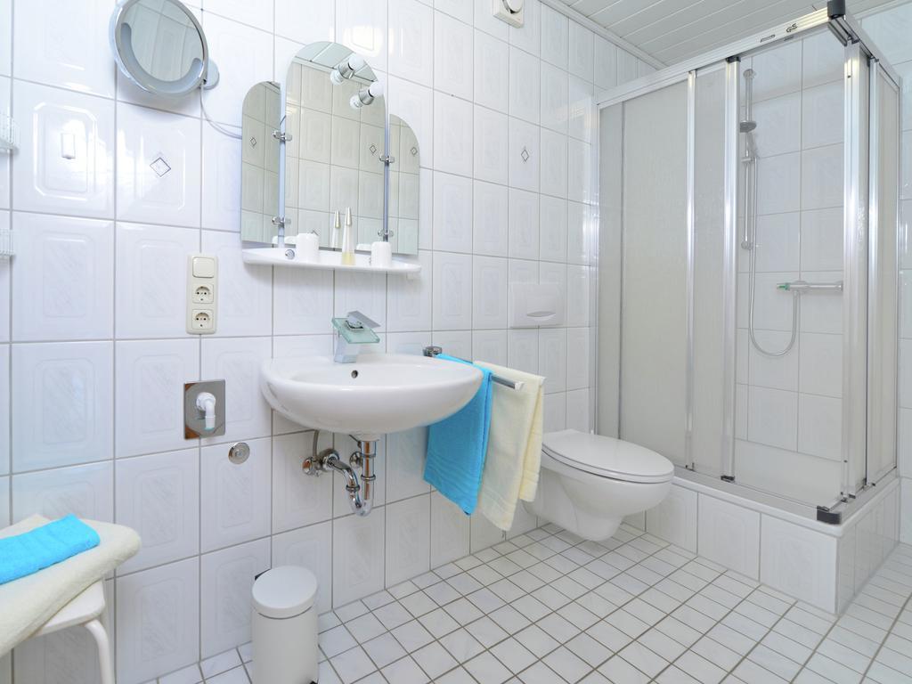 Apartment With Garden In Eimelrod Вилинген Екстериор снимка